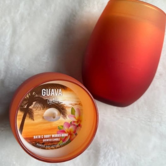 Rare & Discontinued Bath and Body Works Candles - Picture 2 of 2